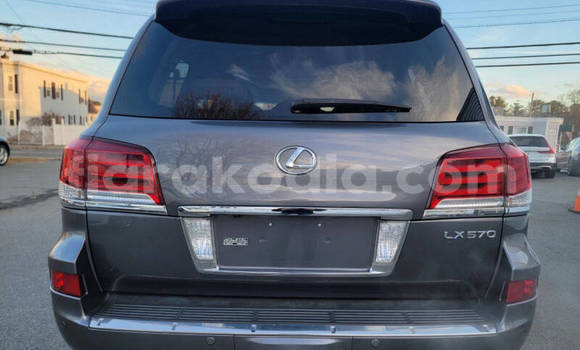 Hividy Lexus LX 570 Silver Car in Antananarivo in Analamanga Hividy Lexus LX 570 Silver Car in Antananarivo in Analamanga