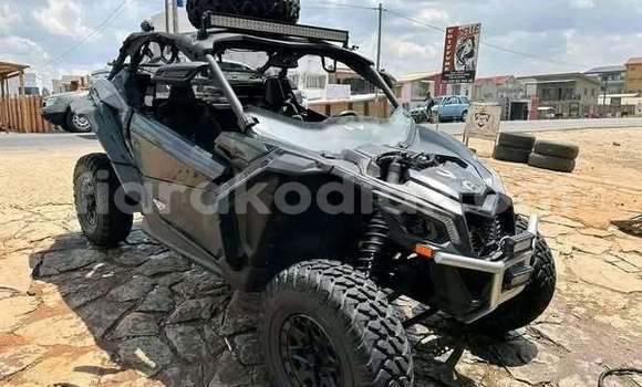 Hividy Saab 9-4X Hafa Car in Antananarivo in Analamanga Hividy Saab 9-4X Hafa Car in Antananarivo in Analamanga