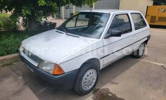 Hividy Citroen AX Hafa Car in Andevoranto in Toamasina Hividy Citroen AX Hafa Car in Andevoranto in Toamasina