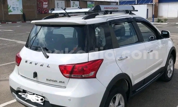 Hividy Haval H6 fotsy Car in Ambatomainty in Melaky Hividy Haval H6 fotsy Car in Ambatomainty in Melaky