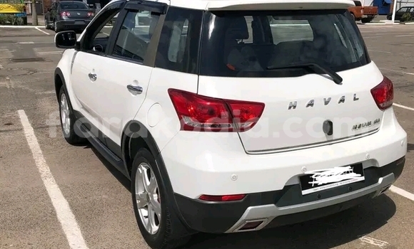 Hividy Haval H6 fotsy Car in Ambatomainty in Melaky Hividy Haval H6 fotsy Car in Ambatomainty in Melaky
