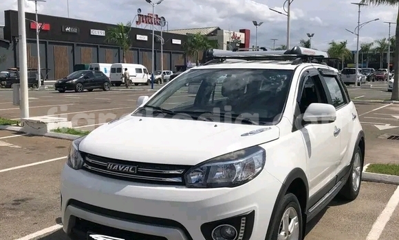 Hividy Haval H6 fotsy Car in Ambatomainty in Melaky Hividy Haval H6 fotsy Car in Ambatomainty in Melaky