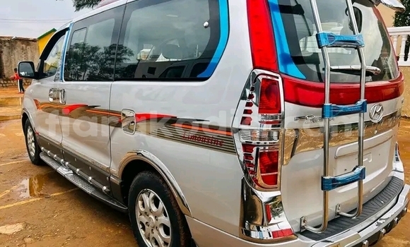 Acheter Occasion Voiture Hyundai Grand Starex Autre à Ambatomainty , Melaky Acheter Occasion Voiture Hyundai Grand Starex Autre à Ambatomainty , Melaky