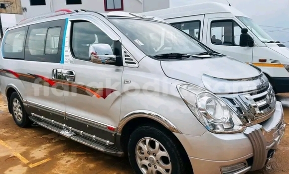 Acheter Occasion Voiture Hyundai Grand Starex Autre à Ambatomainty , Melaky Acheter Occasion Voiture Hyundai Grand Starex Autre à Ambatomainty , Melaky