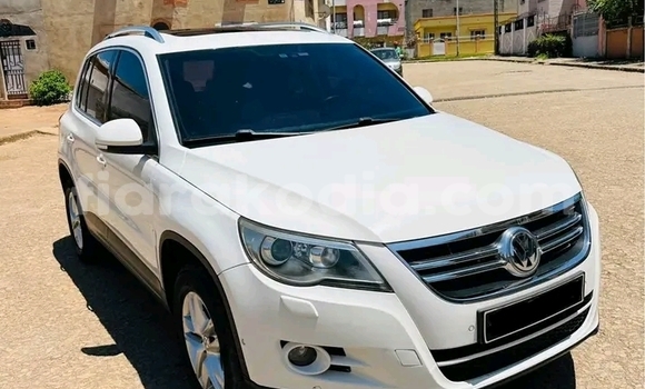 Buy Used Volkswagen Tiguan White Car in Ambatomainty in Melaky Buy Used Volkswagen Tiguan White Car in Ambatomainty in Melaky