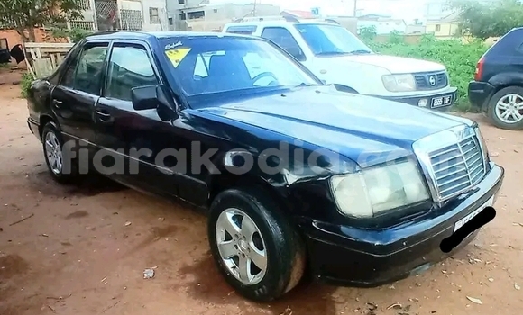 Hividy Mercedes-Benz CLS250 Hafa Car in Ambatomainty in Melaky Hividy Mercedes-Benz CLS250 Hafa Car in Ambatomainty in Melaky