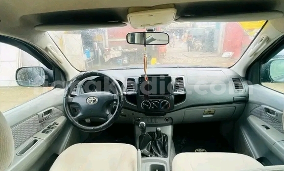 Acheter Occasion Voiture Toyota Hiluxe VIGO Noir à Ambositra, Amoron'i Mania Acheter Occasion Voiture Toyota Hiluxe VIGO Noir à Ambositra, Amoron'i Mania