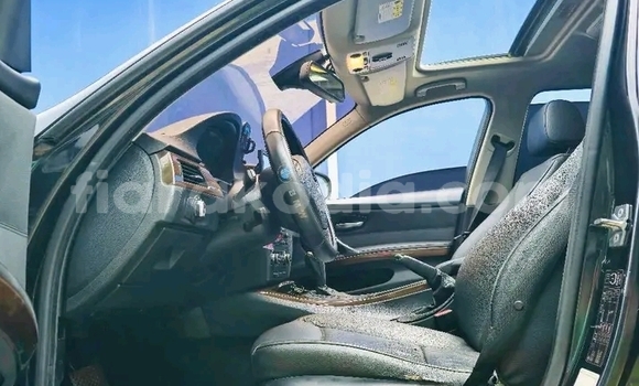 Acheter Occasion Voiture BMW 3–Series Noir à Ambovombe, Androy Acheter Occasion Voiture BMW 3–Series Noir à Ambovombe, Androy