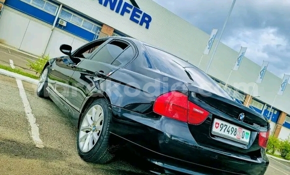 Acheter Occasion Voiture BMW 3–Series Noir à Ambovombe, Androy Acheter Occasion Voiture BMW 3–Series Noir à Ambovombe, Androy