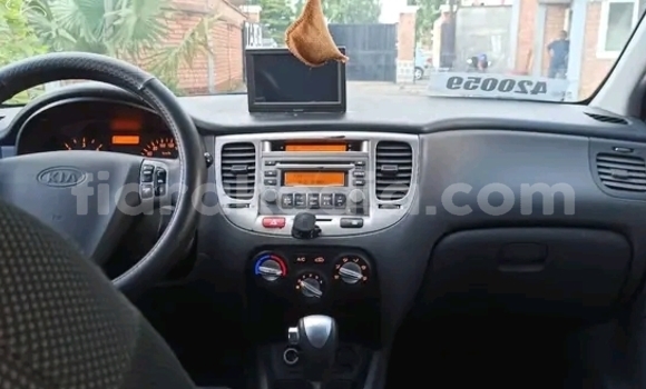 Acheter Occasion Voiture Kia Pride Blanc à Ambatomainty , Melaky Acheter Occasion Voiture Kia Pride Blanc à Ambatomainty , Melaky