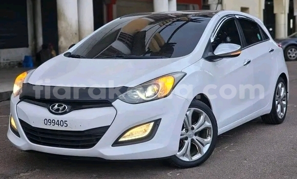 Buy Used Hyundai i30 White Car in Ambositra in Amoron'i Mania Buy Used Hyundai i30 White Car in Ambositra in Amoron'i Mania