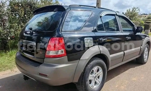 Hividy Kia Sorento Black Car in Ambatomainty in Melaky Hividy Kia Sorento Black Car in Ambatomainty in Melaky