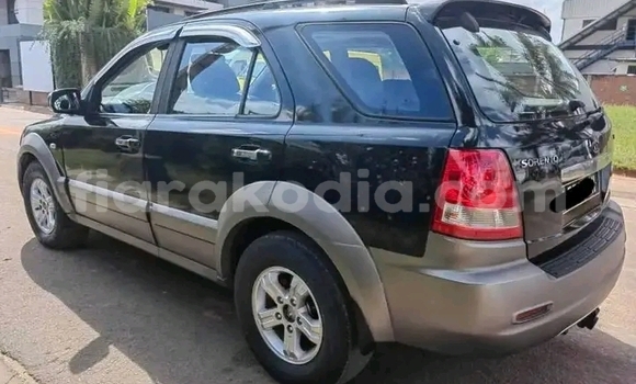 Buy Used Kia Sorento Black Car in Ambatomainty in Melaky Buy Used Kia Sorento Black Car in Ambatomainty in Melaky