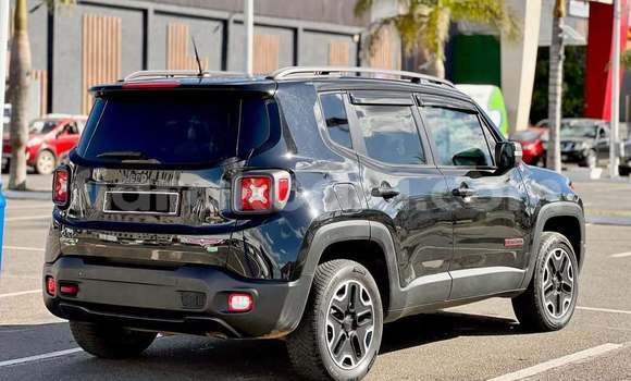 Acheter Occasion Voiture Jeep Renegade Noir à Antananarivo, Analamanga Acheter Occasion Voiture Jeep Renegade Noir à Antananarivo, Analamanga