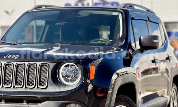 Acheter Occasion Voiture Jeep Renegade Noir à Antananarivo, Analamanga Acheter Occasion Voiture Jeep Renegade Noir à Antananarivo, Analamanga