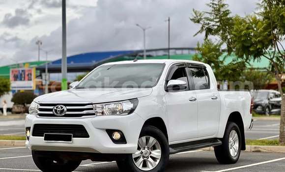 Acheter Occasion Voiture Toyota Hilux Blanc à Antananarivo, Analamanga Acheter Occasion Voiture Toyota Hilux Blanc à Antananarivo, Analamanga