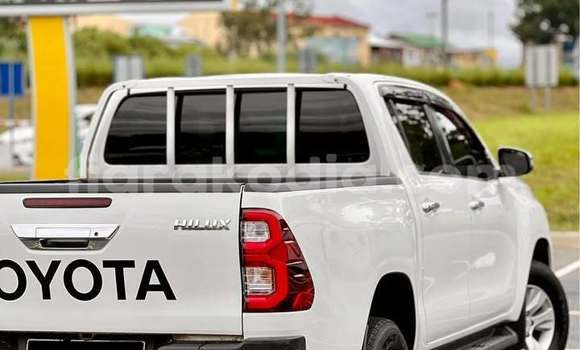 Acheter Occasion Voiture Toyota Hilux Blanc à Antananarivo, Analamanga Acheter Occasion Voiture Toyota Hilux Blanc à Antananarivo, Analamanga