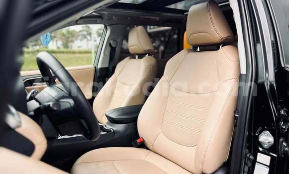 Acheter Occasion Voiture Toyota RAV4 Noir à Antananarivo, Analamanga Acheter Occasion Voiture Toyota RAV4 Noir à Antananarivo, Analamanga