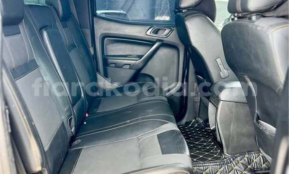 Acheter Occasion Voiture Ford F–150 Noir à Antananarivo, Analamanga Acheter Occasion Voiture Ford F–150 Noir à Antananarivo, Analamanga