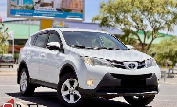 Acheter Occasion Voiture Toyota RAV4 Blanc à Antananarivo, Analamanga Acheter Occasion Voiture Toyota RAV4 Blanc à Antananarivo, Analamanga