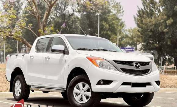 Acheter Occasion Voiture Mazda BT-50 Blanc à Antananarivo, Analamanga Acheter Occasion Voiture Mazda BT-50 Blanc à Antananarivo, Analamanga