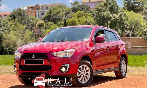Buy Used Mitsubishi ASX Red Car in Antananarivo in Analamanga Buy Used Mitsubishi ASX Red Car in Antananarivo in Analamanga