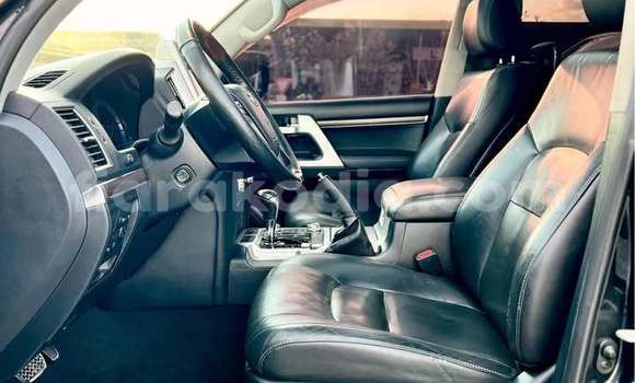 Buy Used Toyota Land Cruiser Prado Black Car in Antananarivo in Analamanga Buy Used Toyota Land Cruiser Prado Black Car in Antananarivo in Analamanga