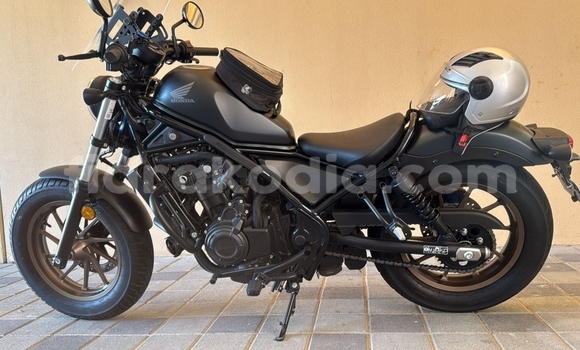 Hividy Honda Rebel Black Bike in Ambalavao in High Matsiatra Hividy Honda Rebel Black Bike in Ambalavao in High Matsiatra