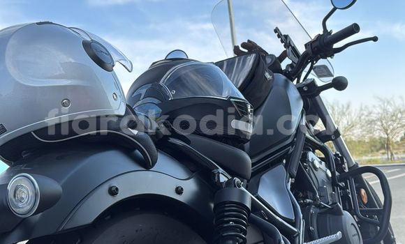 Hividy Honda Rebel Black Bike in Ambalavao in High Matsiatra Hividy Honda Rebel Black Bike in Ambalavao in High Matsiatra