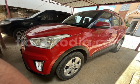 Buy Used Hyundai Creta Red Car in Antananarivo in Analamanga Buy Used Hyundai Creta Red Car in Antananarivo in Analamanga