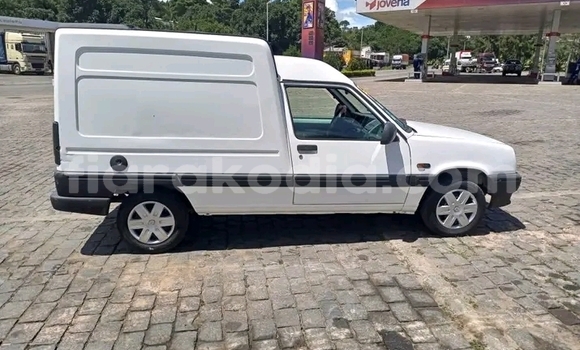 Buy Used Renault Espace White Car in Ambatondrazaka in Alaotra-Mangoro Buy Used Renault Espace White Car in Ambatondrazaka in Alaotra-Mangoro