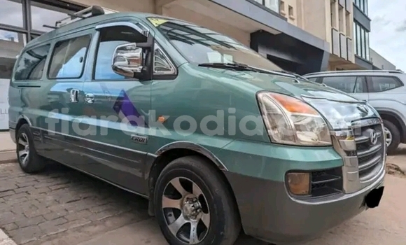 Hividy Hyundai Starex Hafa Car in Ambatondrazaka in Alaotra-Mangoro Hividy Hyundai Starex Hafa Car in Ambatondrazaka in Alaotra-Mangoro