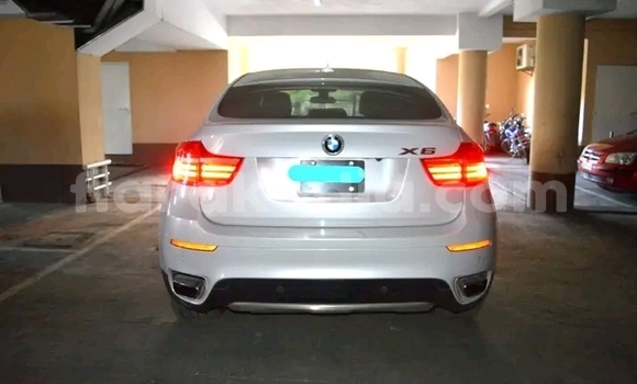 Hividy BMW X6 fotsy Car in Ambatondrazaka in Alaotra-Mangoro Hividy BMW X6 fotsy Car in Ambatondrazaka in Alaotra-Mangoro