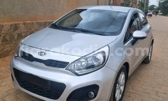 Acheter Occasion Voiture Kia Rio Autre à Ambatondrazaka, Alaotra-Mangoro Acheter Occasion Voiture Kia Rio Autre à Ambatondrazaka, Alaotra-Mangoro