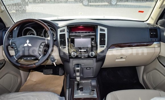 Hividy Mitsubishi Pajero fotsy Car in Import - Dubai in Diana Hividy Mitsubishi Pajero fotsy Car in Import - Dubai in Diana