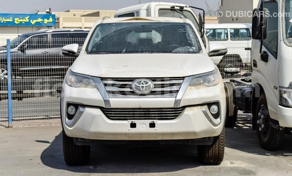 Hividy Toyota Fortuner fotsy Car in Import - Dubai in Diana Hividy Toyota Fortuner fotsy Car in Import - Dubai in Diana